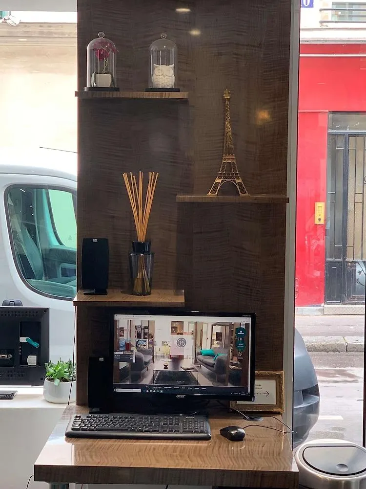 欢乐酒店 酒店