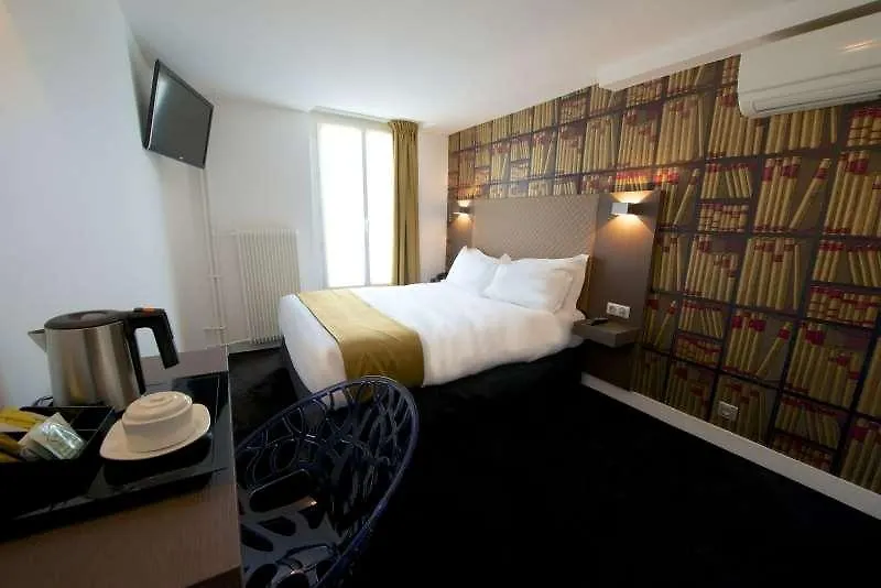 De La Gaite Hotell 3*