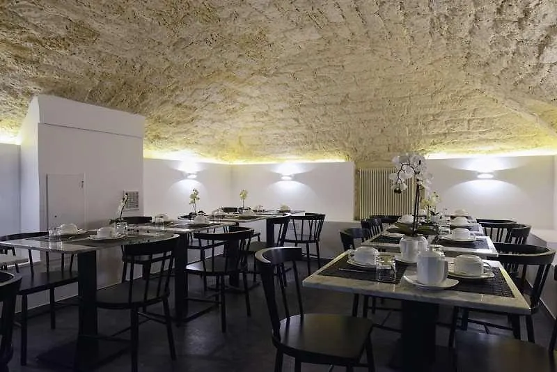 Hotell De La Gaite Paris