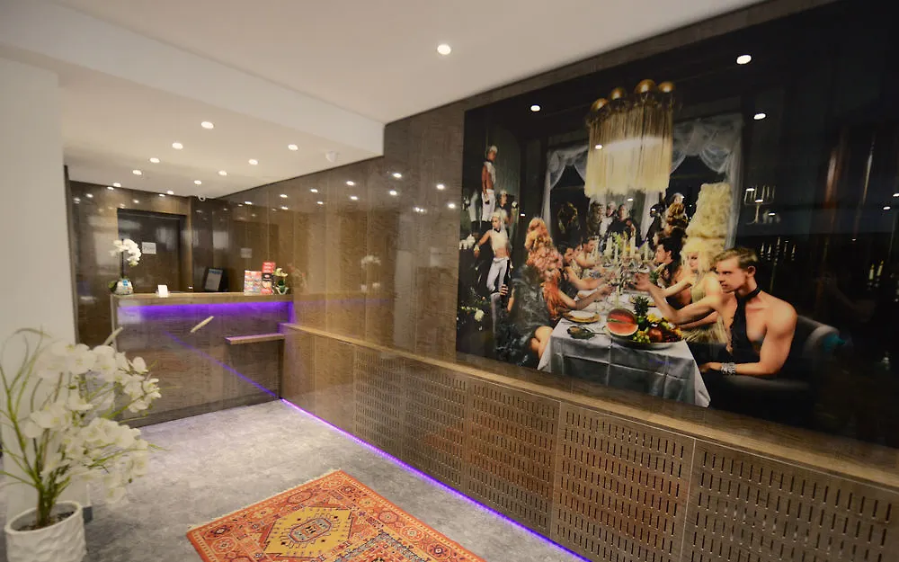 Hotell De La Gaite 3*
