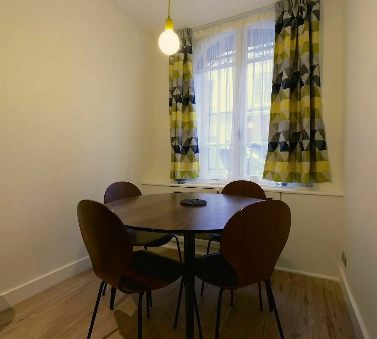 De La Gaîté 3* Paris