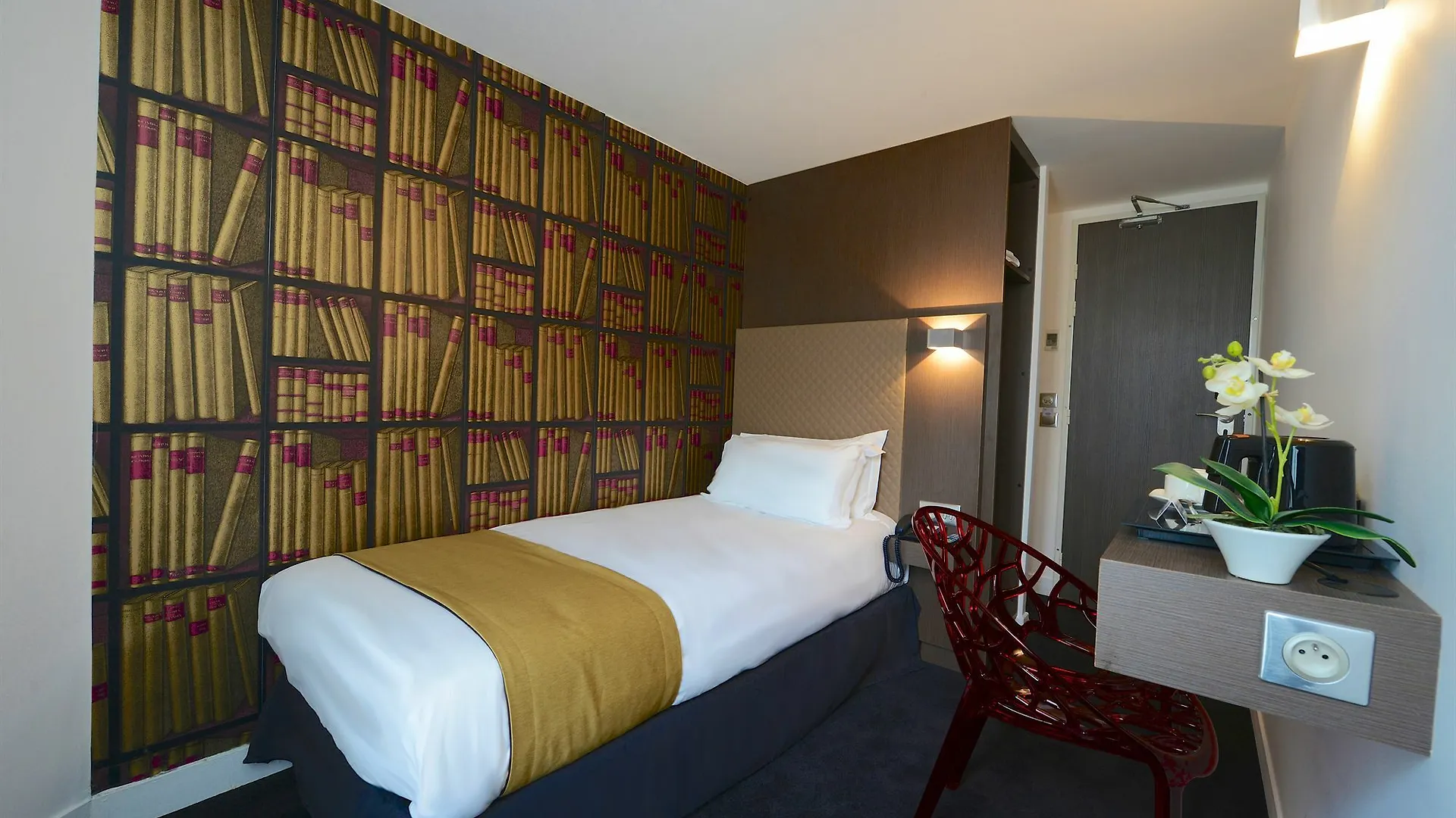Hotell De La Gaite Paris
