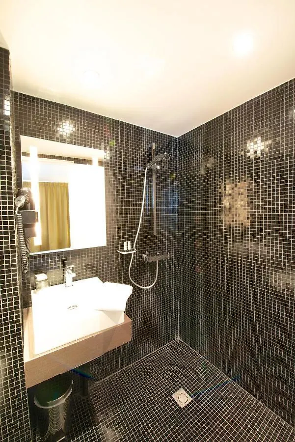 Hotell De La Gaite 3*